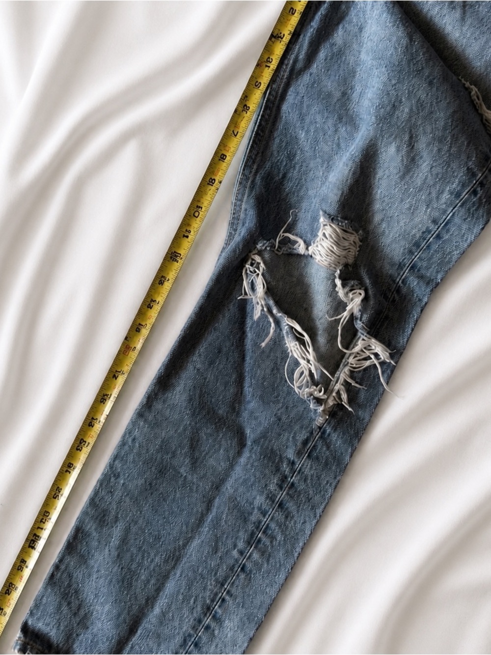 Agolde Straight Leg Distressed Denim Mid Rise - Picture 4 of 7
